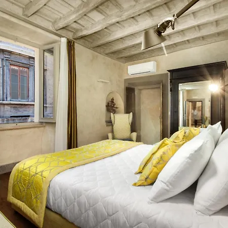 Πανσιόν Eroma - Pantheon Luxury 4*