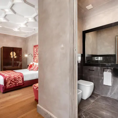 Eroma - Pantheon Luxury Πανσιόν 4*